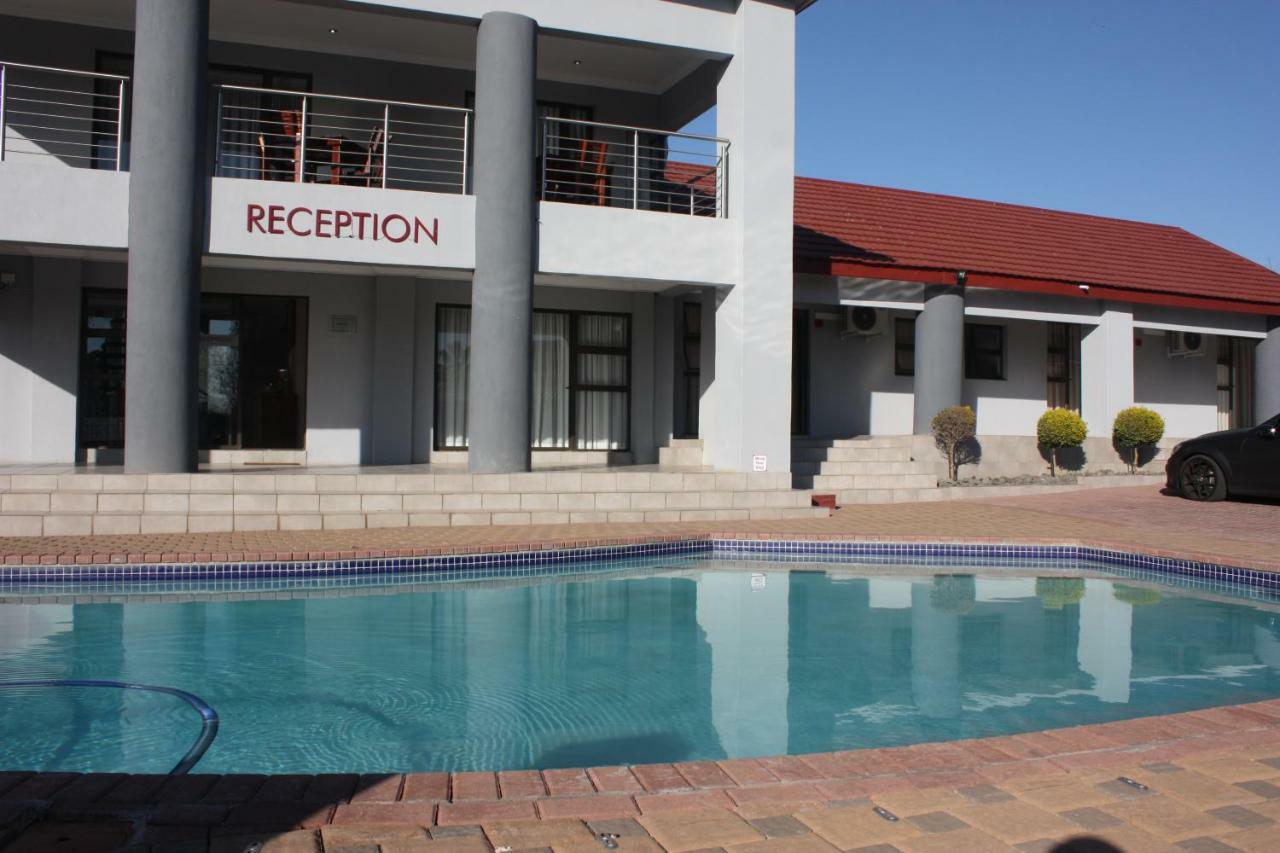 On Hill Lodge Bloemfontein Exterior foto